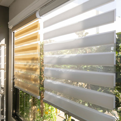 Sheer elegance Screen